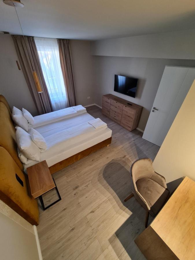 Casa La Fayette Hotel Timisoara Ngoại thất bức ảnh