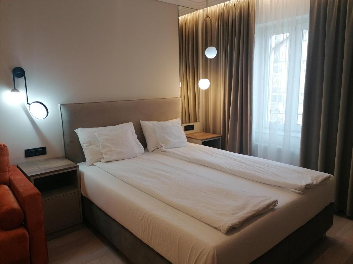 Casa La Fayette Hotel Timisoara Ngoại thất bức ảnh