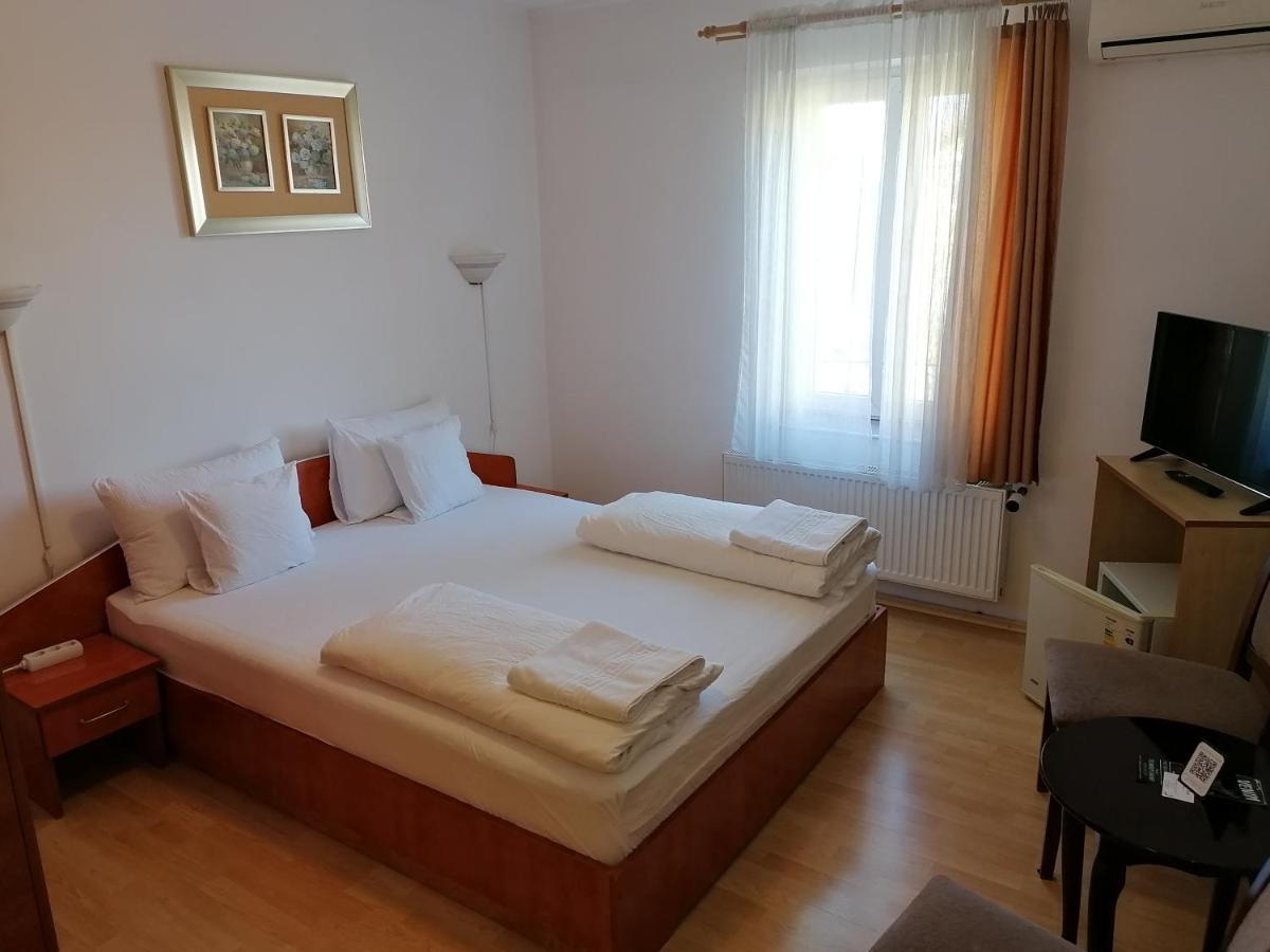 Casa La Fayette Hotel Timisoara Ngoại thất bức ảnh