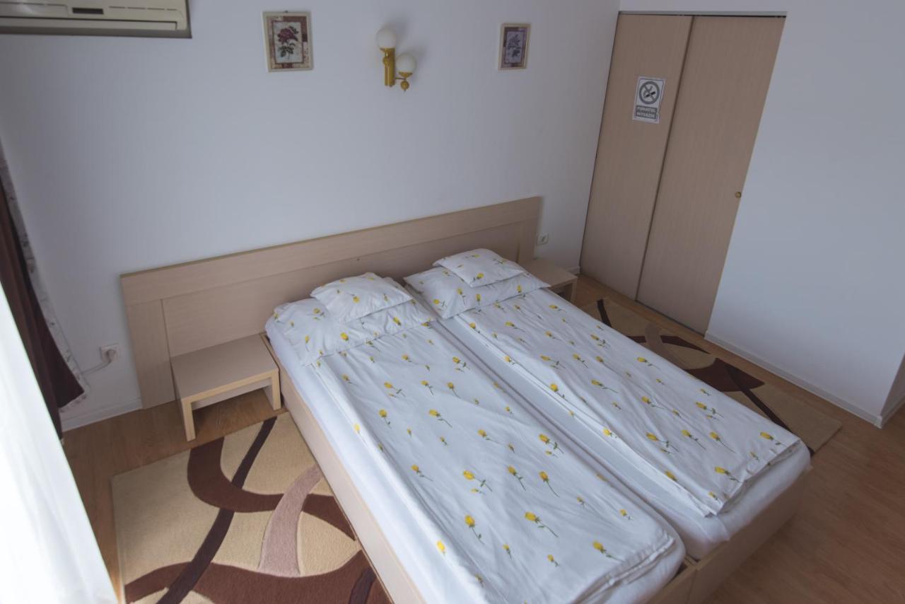 Casa La Fayette Hotel Timisoara Ngoại thất bức ảnh