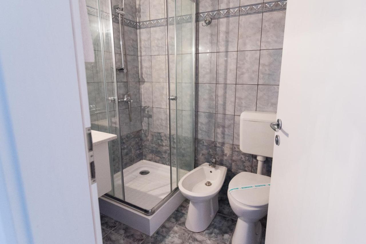 Casa La Fayette Hotel Timisoara Ngoại thất bức ảnh